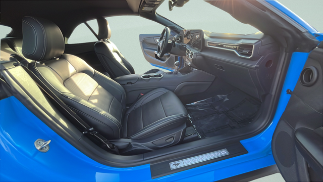 2025 Ford Mustang EcoBoost Premium