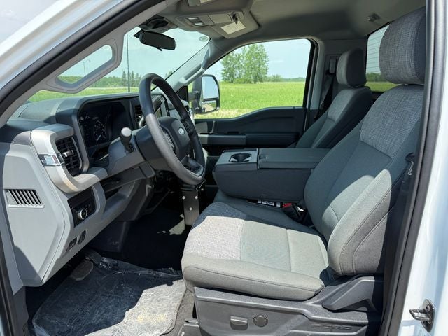 2024 Ford F-600SD Hooklift XLT