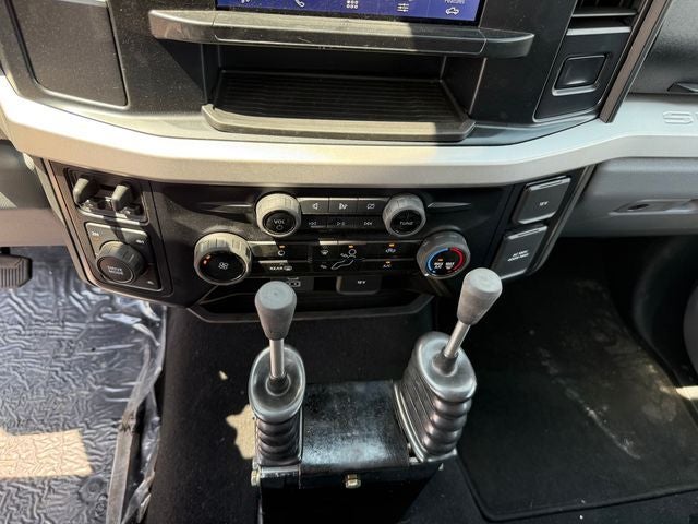 2024 Ford F-600SD Hooklift XLT