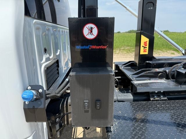 2024 Ford F-600SD Hooklift XLT