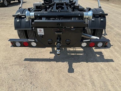 2024 Ford F-600SD Hooklift XLT