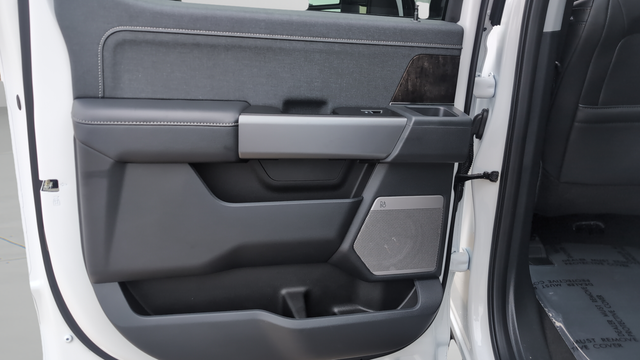 2026 Ford F-350SD F-350® Lariat®