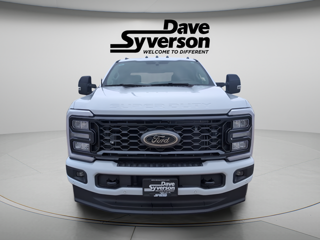 2026 Ford F-350SD F-350® Lariat®