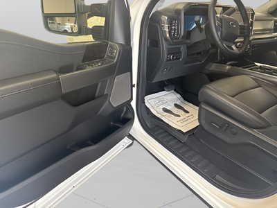 2025 Ford F-350SD Lariat