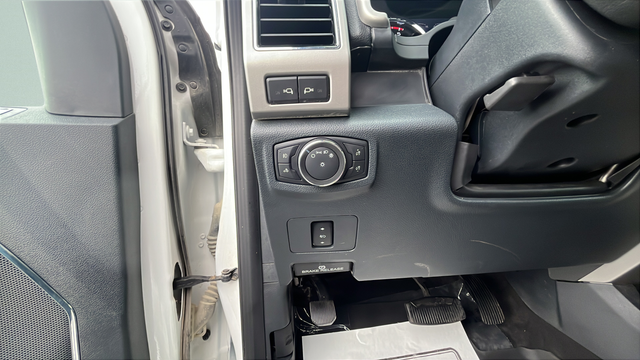 2022 Ford F-350SD Lariat