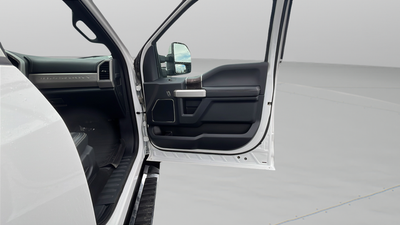 2022 Ford F-350SD Lariat