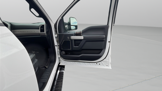 2022 Ford F-350SD Lariat