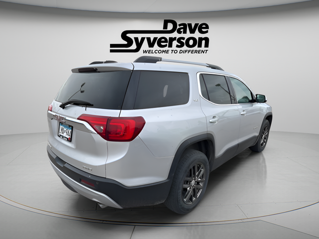 2017 GMC Acadia SLT-1