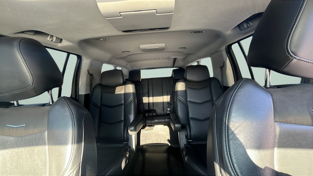 2018 Cadillac Escalade ESV Luxury