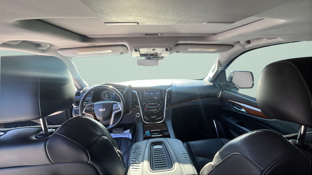 2018 Cadillac Escalade ESV Luxury