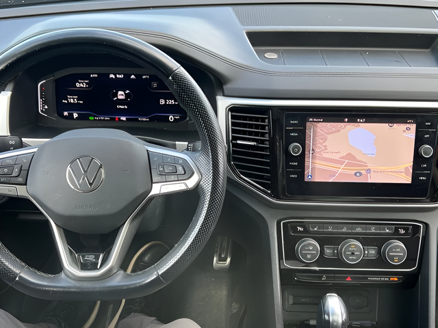 2022 Volkswagen Atlas 3.6L V6 SEL Premium R-Line