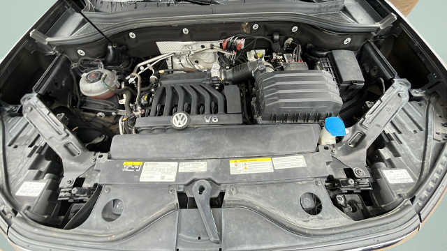 2022 Volkswagen Atlas 3.6L V6 SEL Premium R-Line