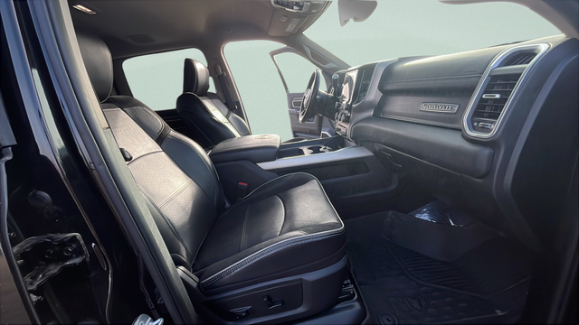 2020 RAM 2500 Laramie