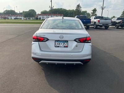 2023 Nissan Versa 1.6 S
