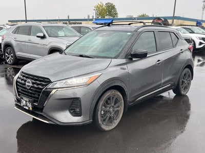 2023 Nissan Kicks SR