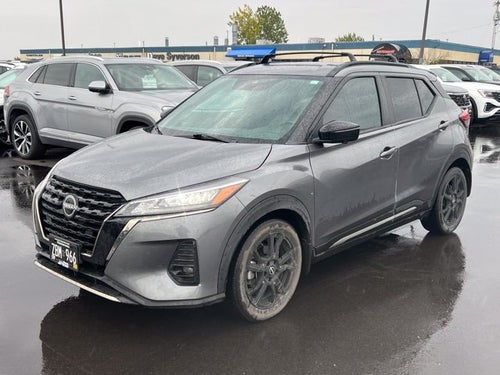 2023 Nissan Kicks SR