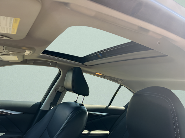 2015 INFINITI Q50 Premium