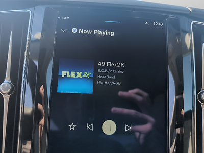 2023 Volvo XC60 B5 Plus Dark Theme